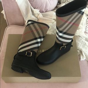Burberry rain boots